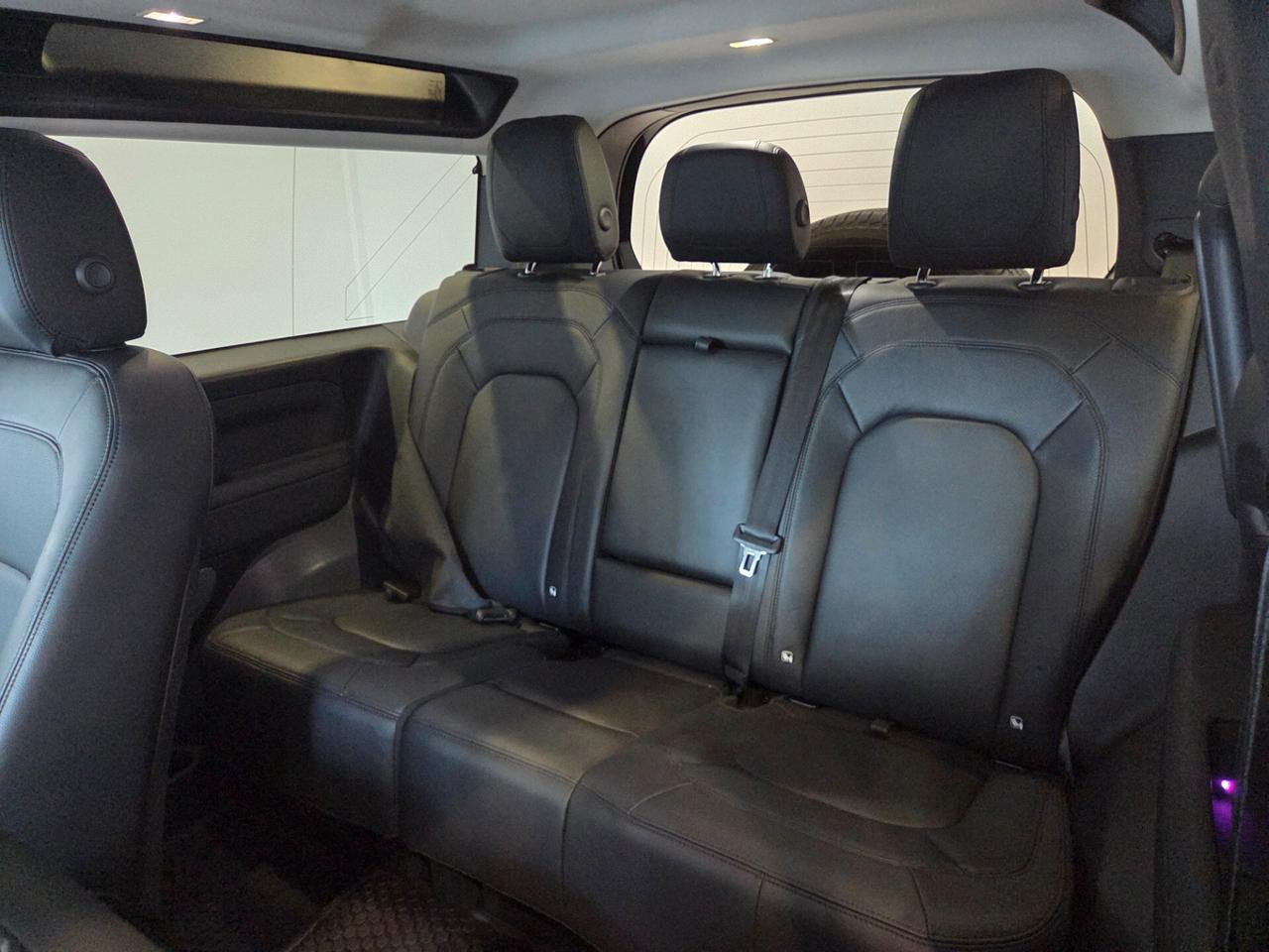 Land Rover Defender 90 3.0D I6 AWD Auto X-Dynamic SE