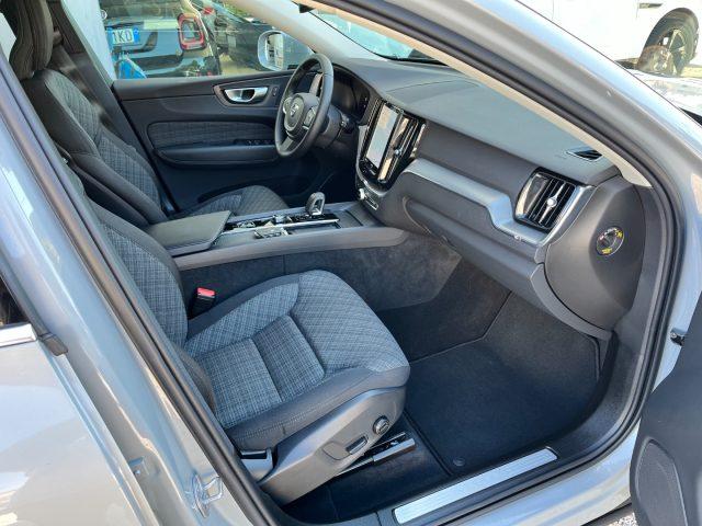 VOLVO XC60 B4 (d) automatico Core