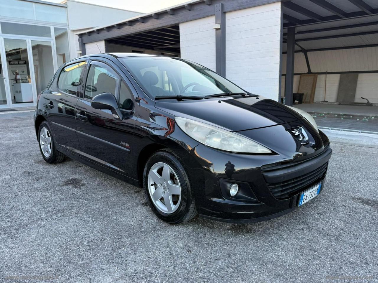 PEUGEOT 207 1.4 HDi 70 CV 5p. XS