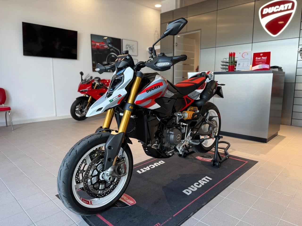Ducati Hypermotard SP MY 2026 FULL TERMIGNONI KM0