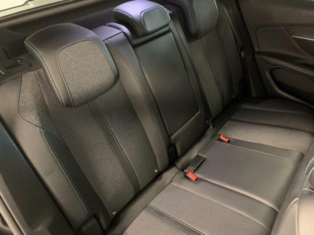 PEUGEOT 3008 EAT8 Allure Pack Automatico 1.5 BlueHDi