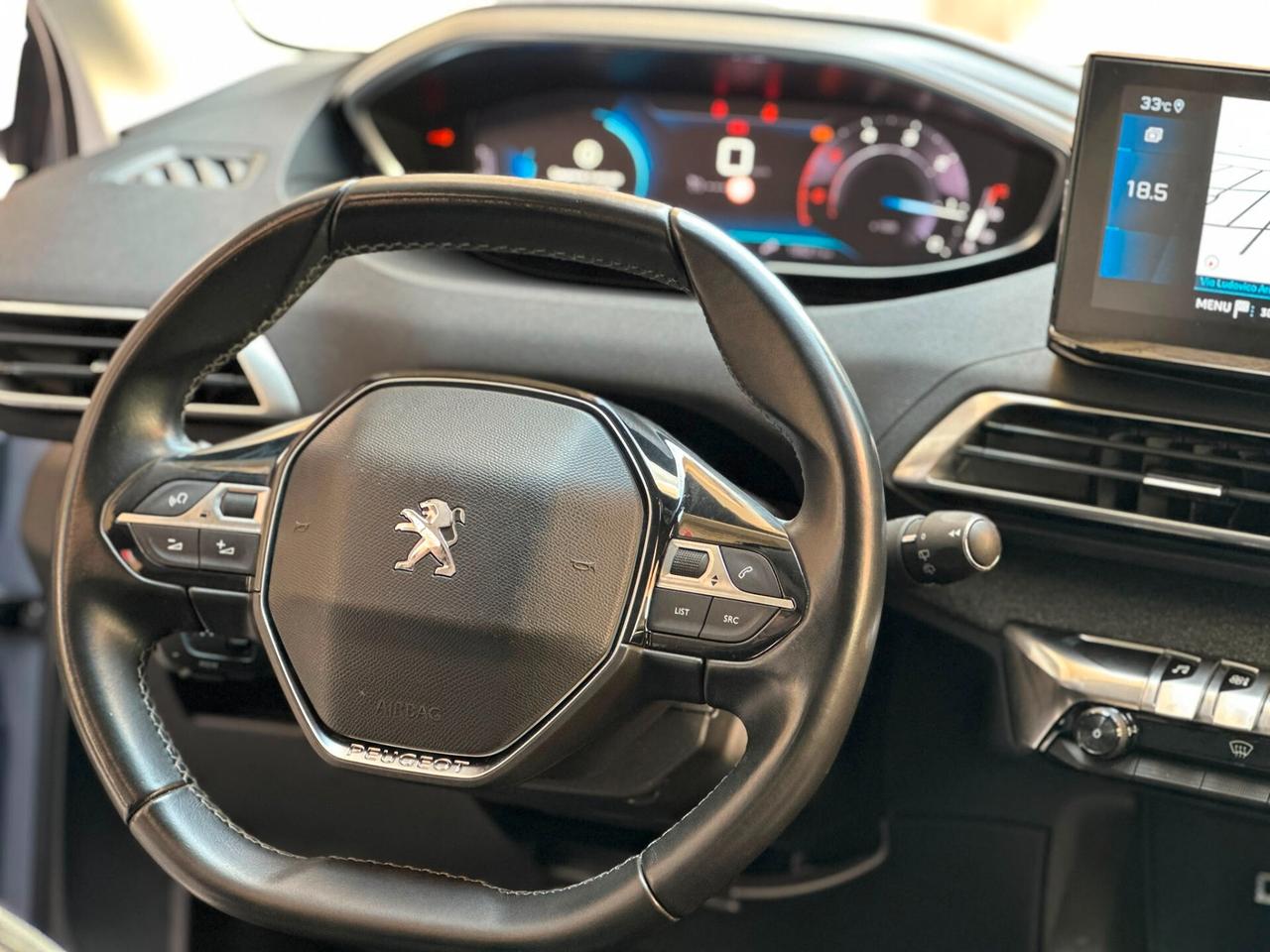 Peugeot 3008 1.5 130CV Allure Pack