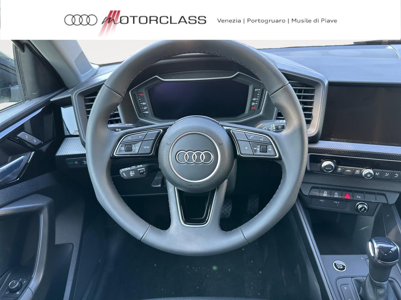 Audi A1 allstreet 30 1.0 tfsi 116cv identity contrast s tronic