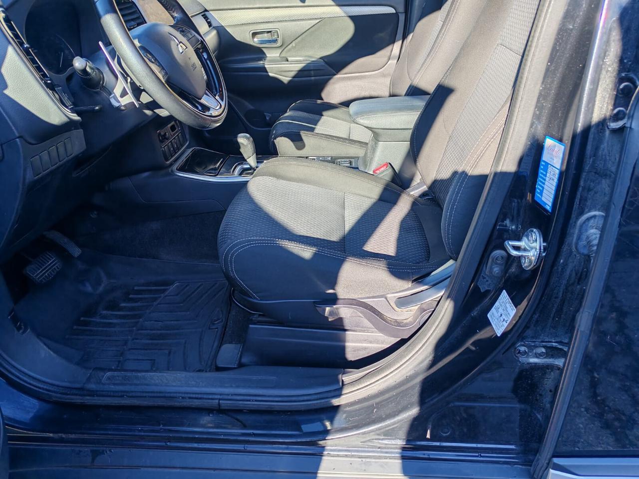 Mitsubishi Outlander 2.2 DI-D 4WD Intense 7 Posti