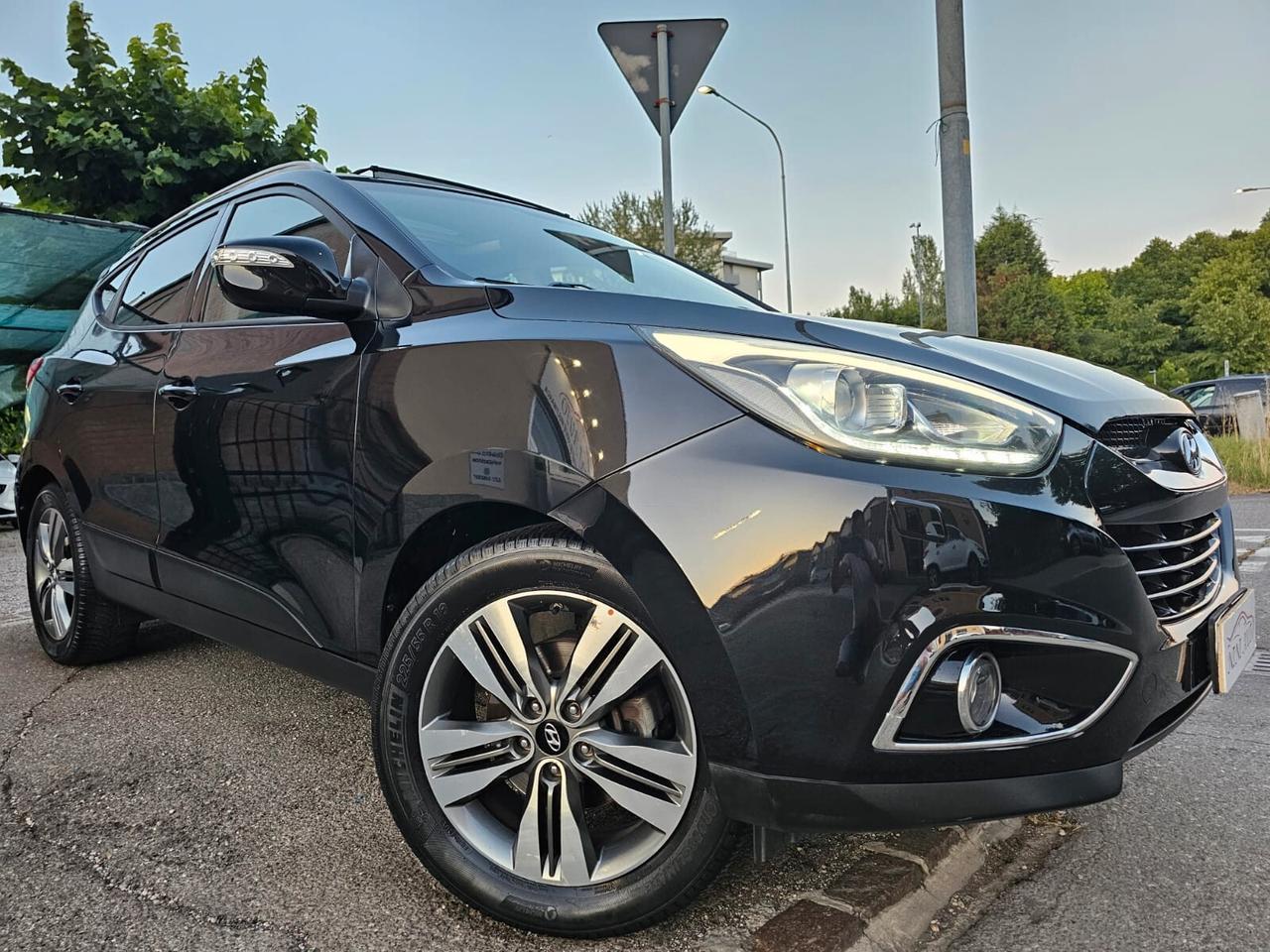 Hyundai iX35 1.7 CRDi 115cv Blue*Pelle*Navi*Tetto*Bi-Xeno*Unipro*