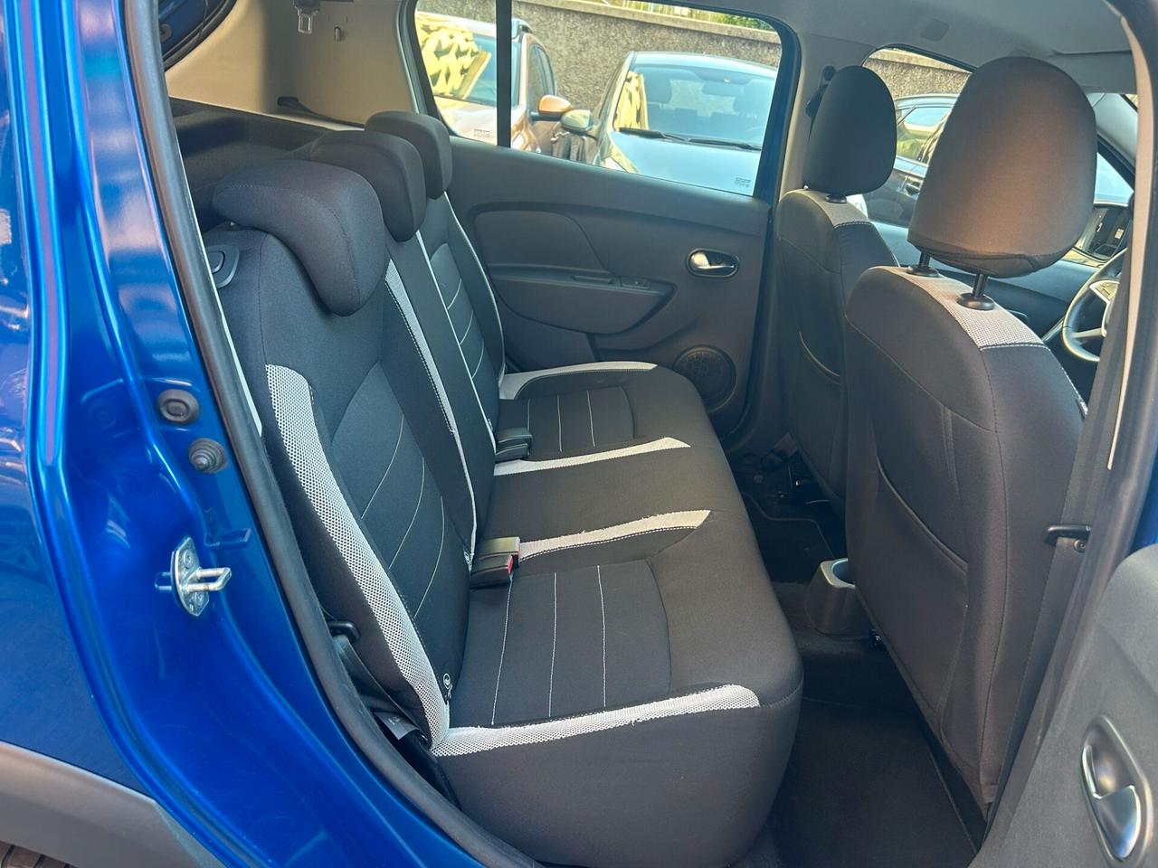 Dacia Sandero Stepway 1.0 TCe 100CV ECO-G 15th Anniversary