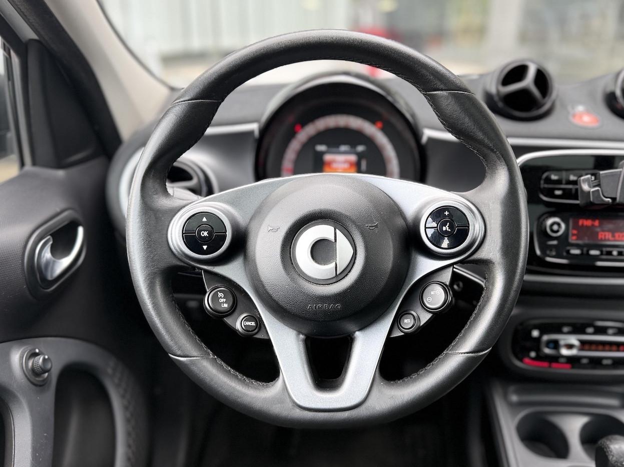 Smart ForFour 1.0 Benzina 71CV E6 Neo. Automatica - 2016