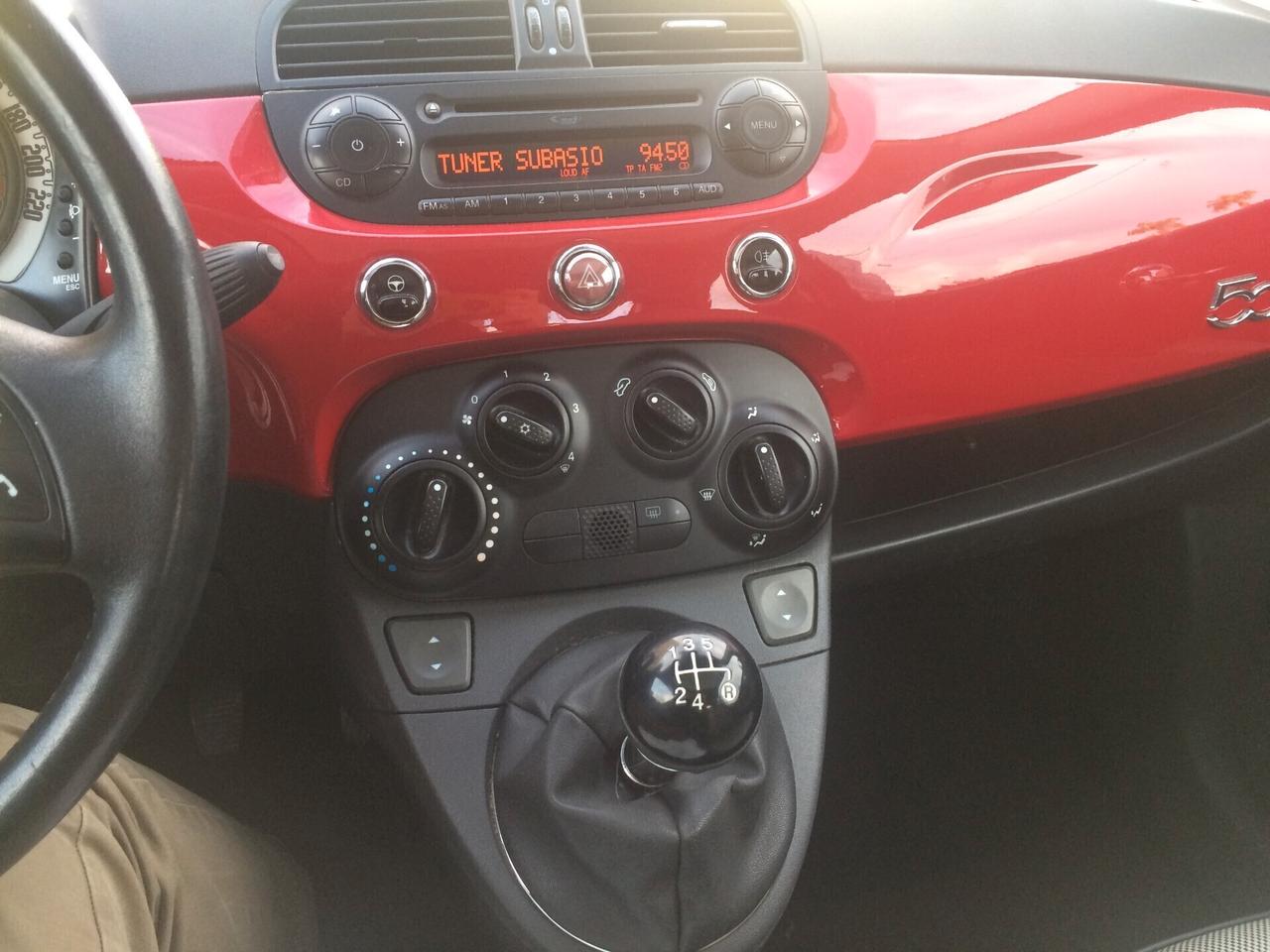 2009 Fiat 500 1.2 Lounge tagliandata con garanzia !!!con distribuzione eseguita a km 101000!!!