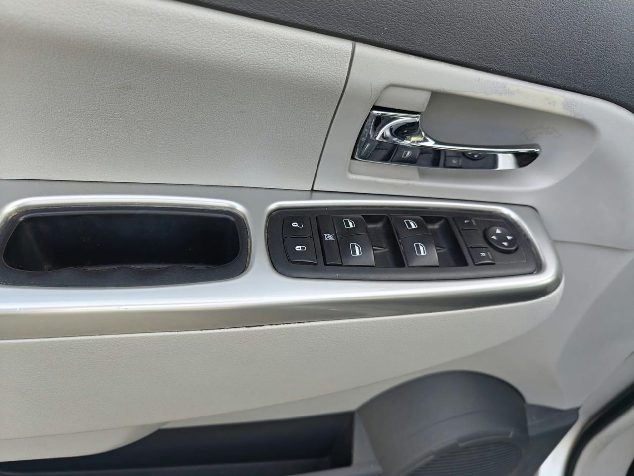 Jeep Cherokee 2.8 CRD DPF Limited Auto