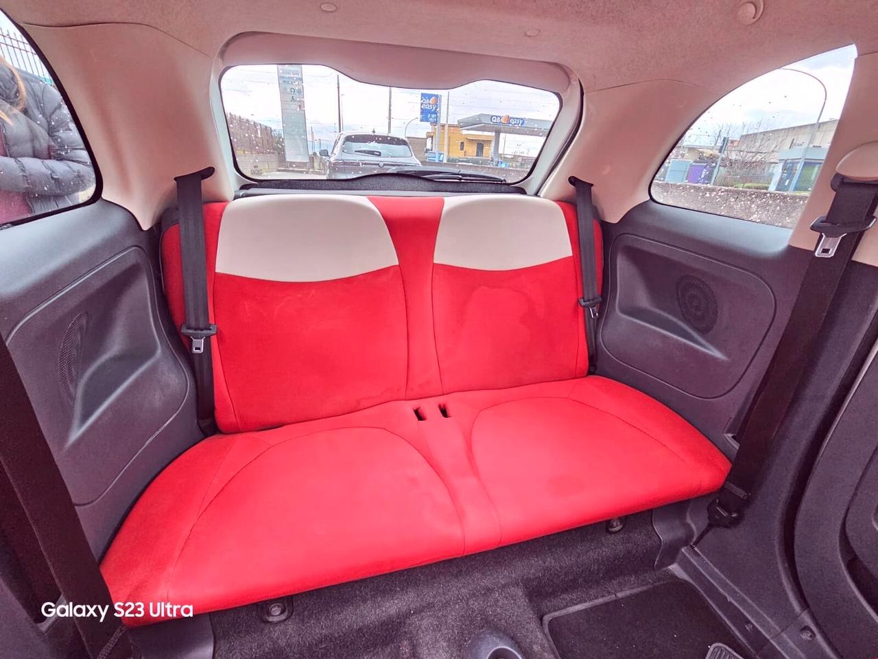 Fiat 500 MODELLO LOUNGE