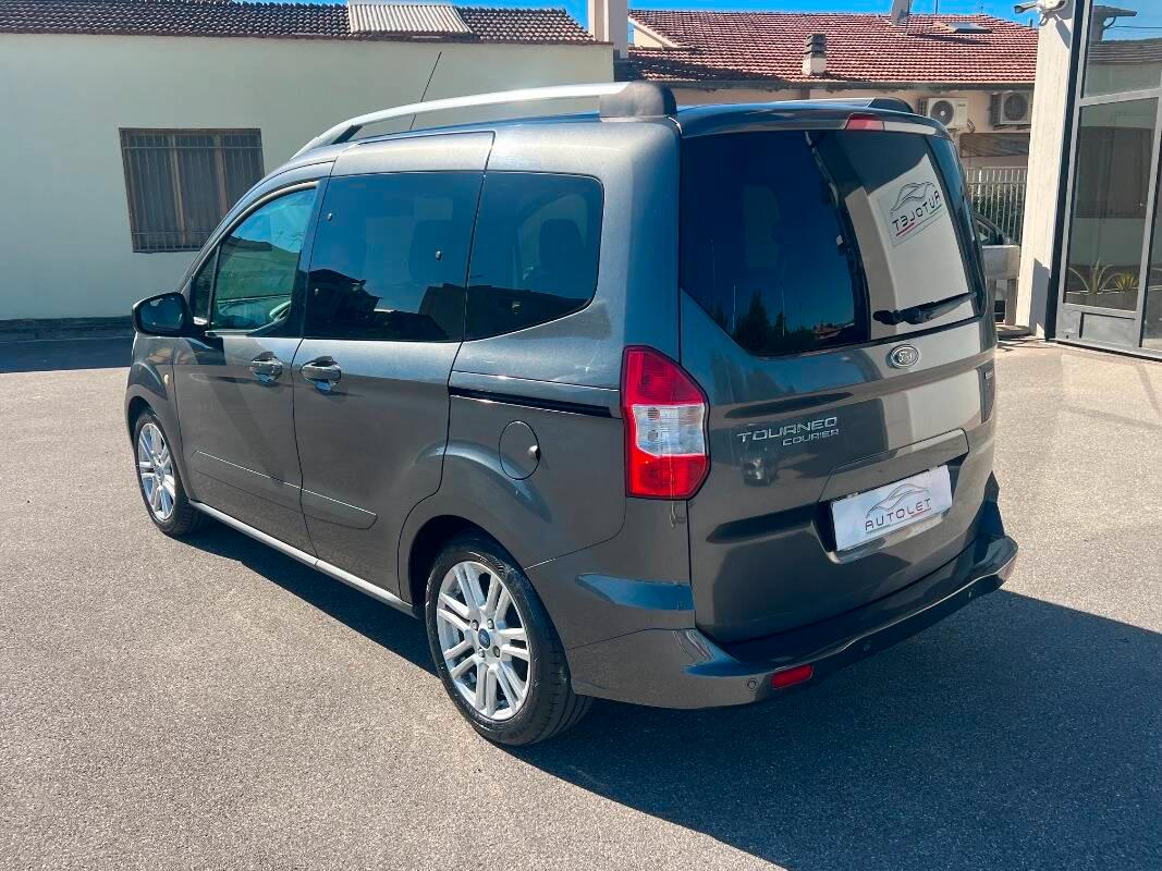 Ford Tourneo Courier Ford Tourneo Courier 1.0 ecob. Titanium