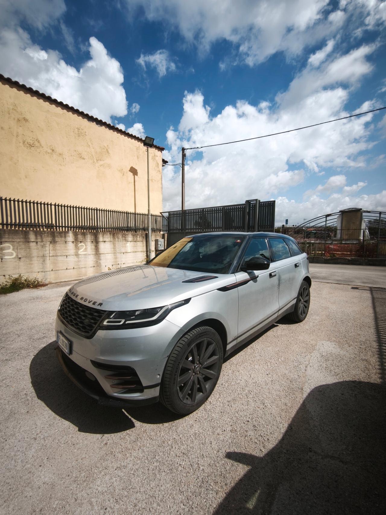 Land Rover Range Velar 2.0D I4 240 CV R-Dynamic HSE motore nuovo con fattura