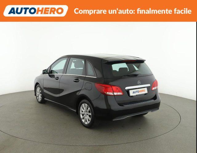 MERCEDES-BENZ B 180 d Automatic Sport