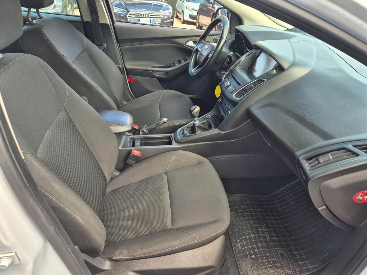 Ford Focus 1.5 TDCi 120 CV Start&Stop Powershift Titanium