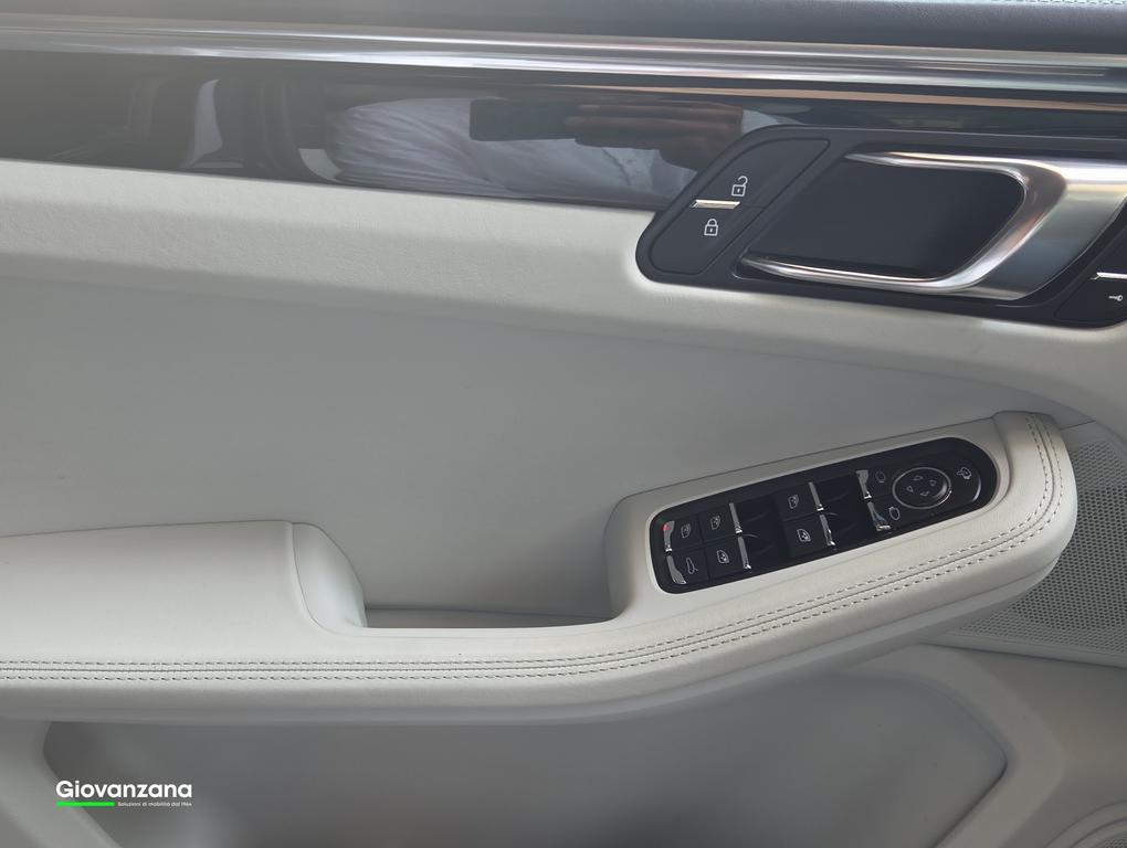 Porsche Macan 2.9 S PDK