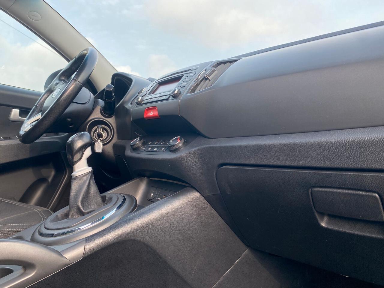 Kia Sportage 1.7 CRDI VGT 2WD Active