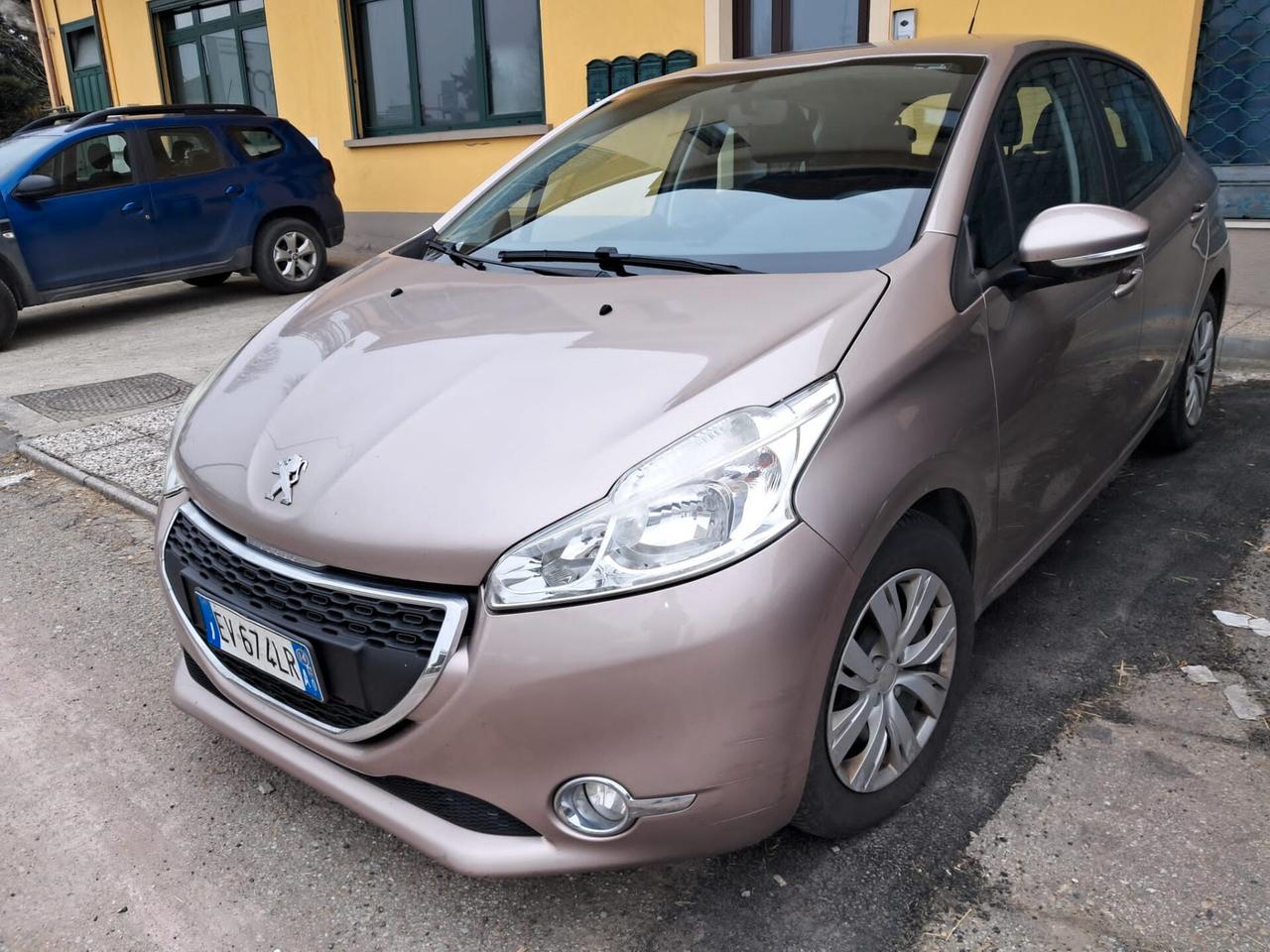 Peugeot 208 1.6 HDI 8 V 5 PORTE