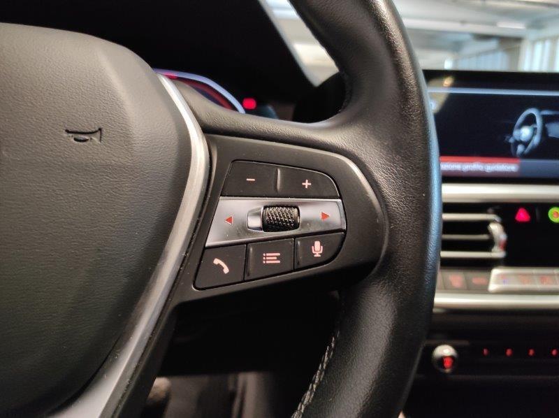 BMW Serie 3(G20/1-80/1) - 318d 48V Business Advantage