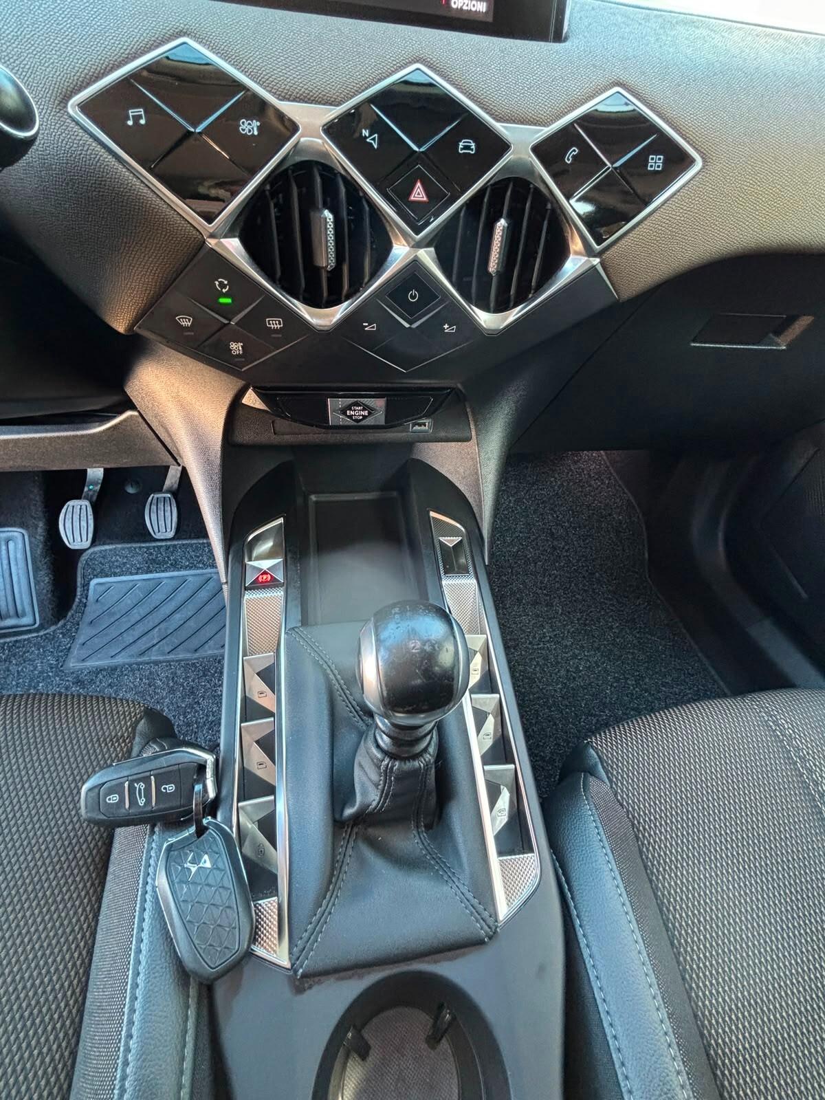 Ds DS3 3 Crossback BlueHDi 100 Performance Line