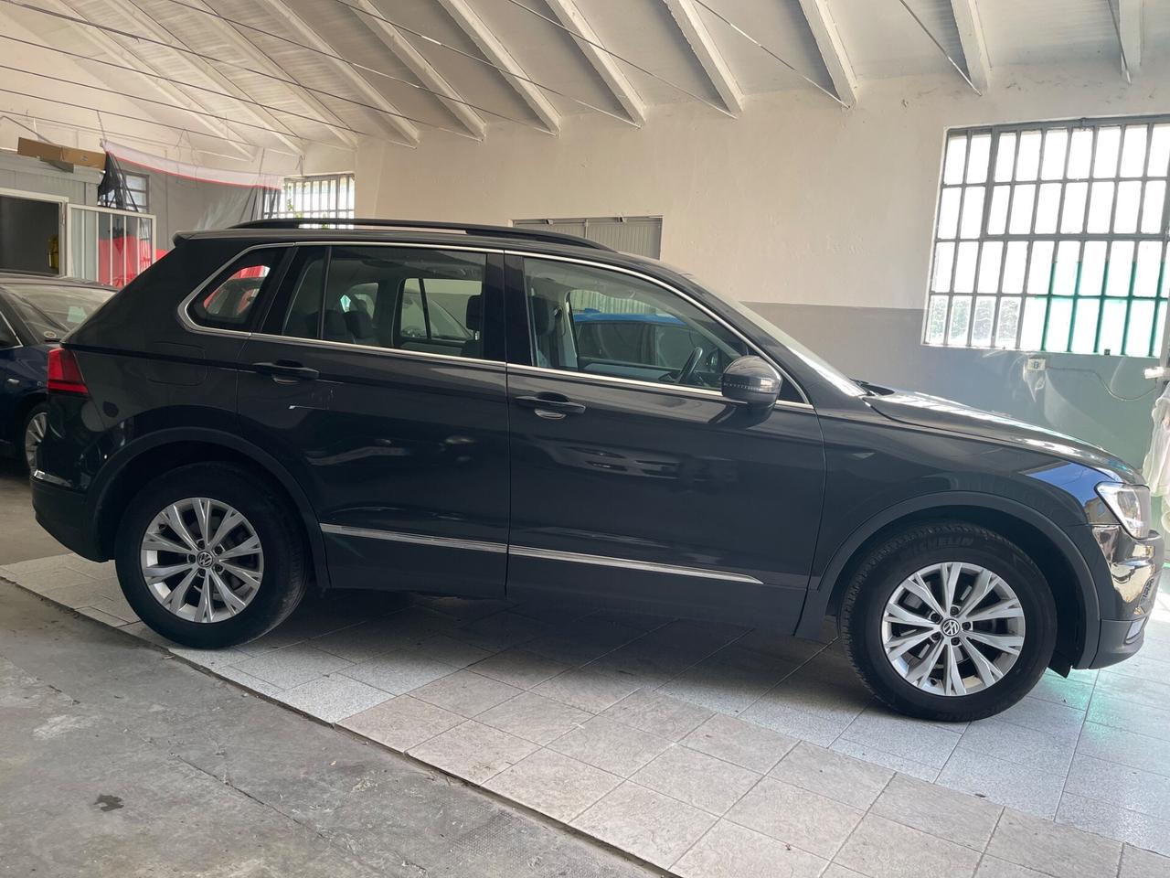 Volkswagen Tiguan 2.0 TDI SCR DSG 4MOTION Advanced BMT