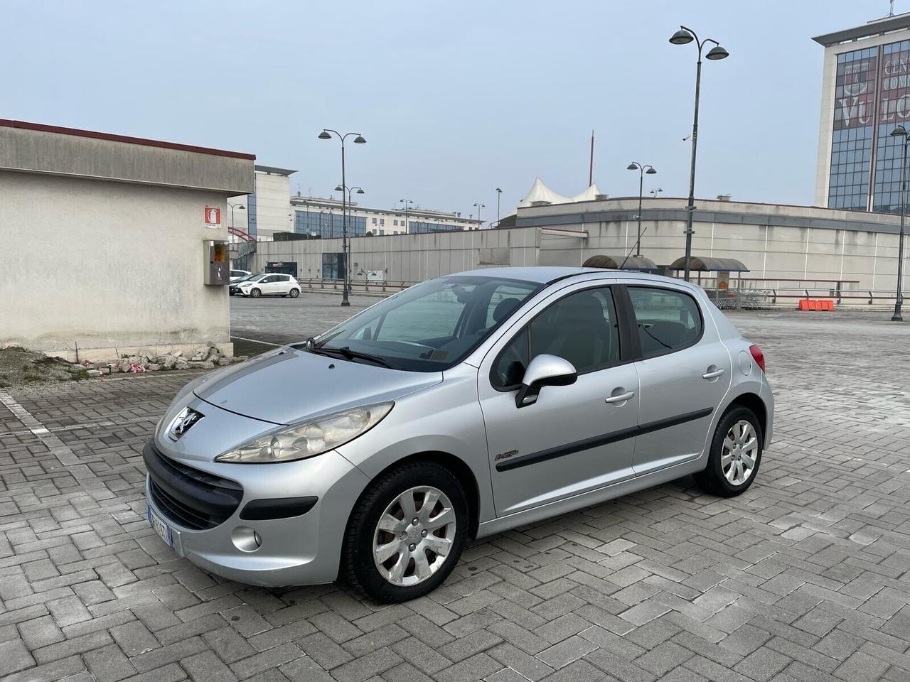 Peugeot 207 1.4 8V 75CV 5p. Energie UNI.PRO 12 MESI GARANZIA
