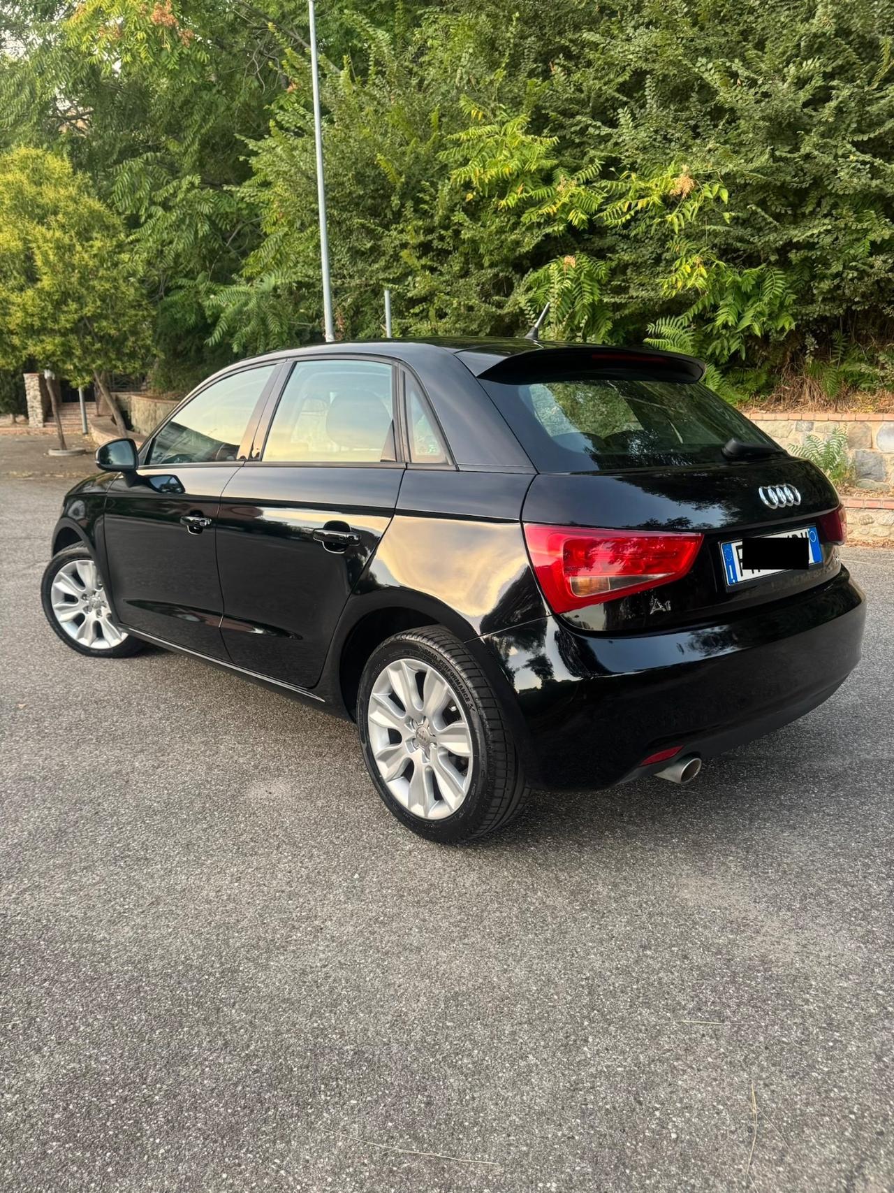 Audi A1 1.6 Diesel 90Cv 2014