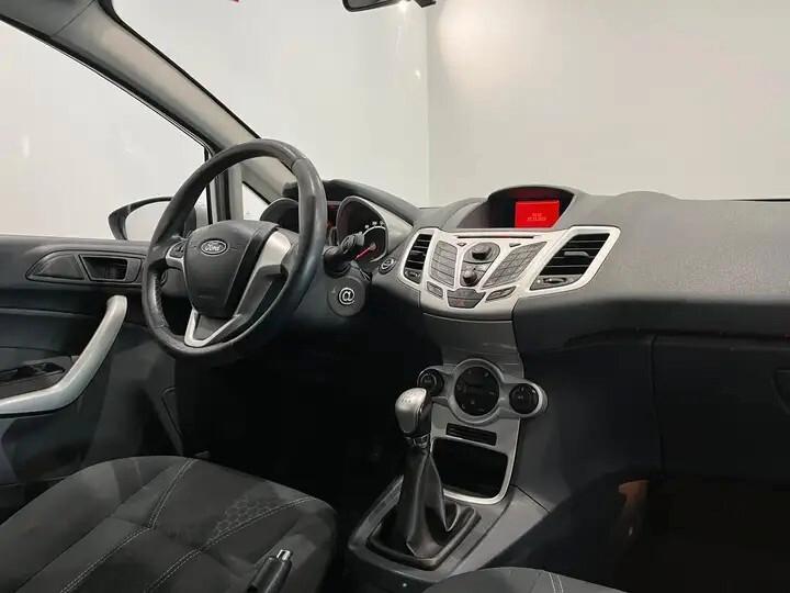 Ford Fiesta 1.4 TDCi 70CV 3 porte Titanium