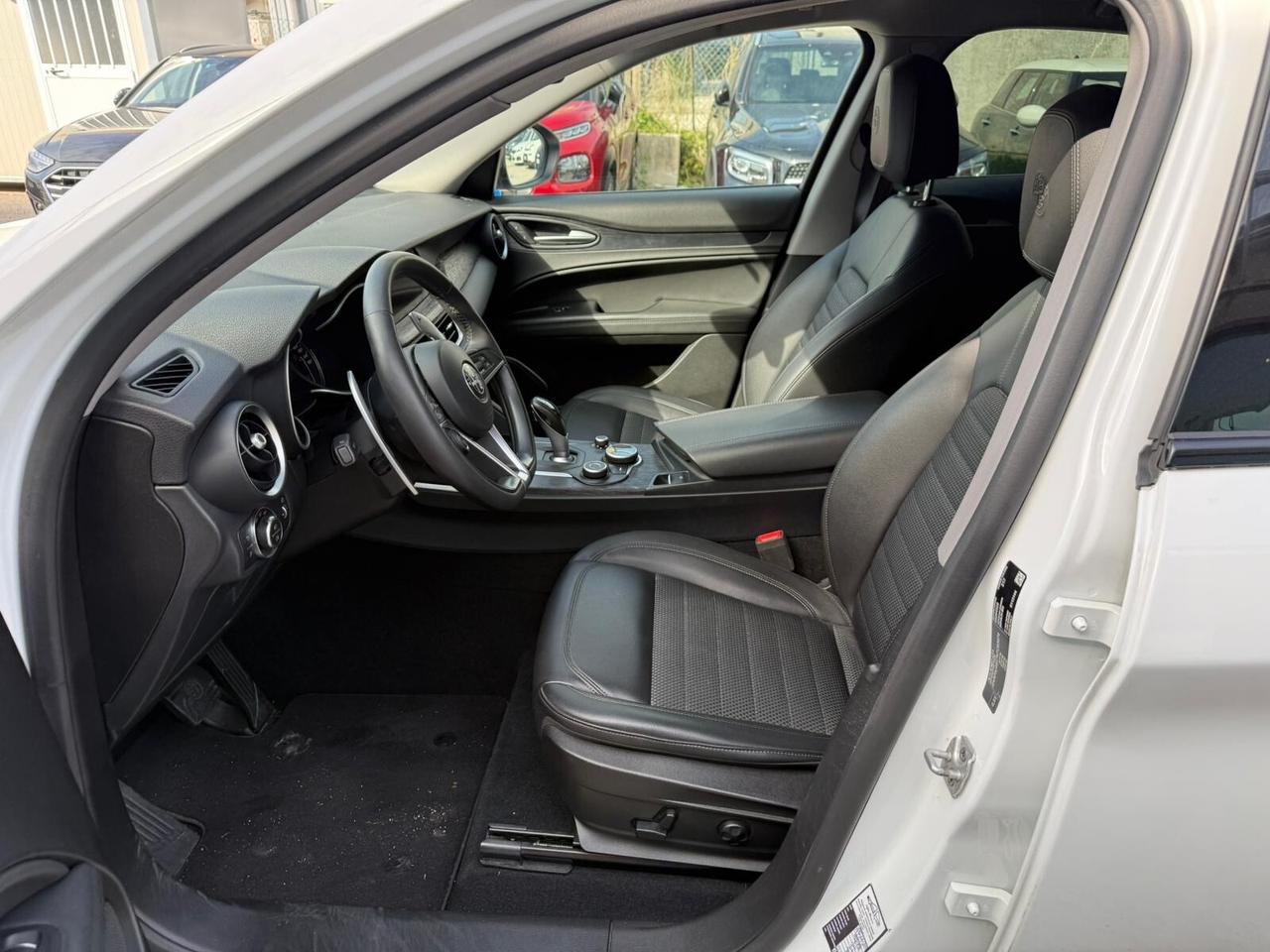 Alfa Romeo Stelvio 2.2 Turbodiesel 210 CV AT8 Q4 Business
