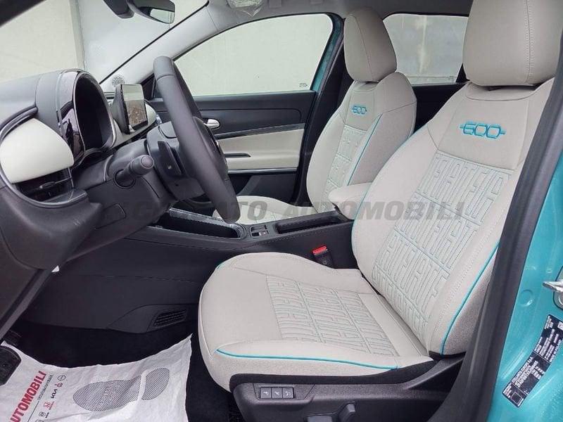 FIAT 600 600 1.2 hybrid La Prima II 110cv auto
