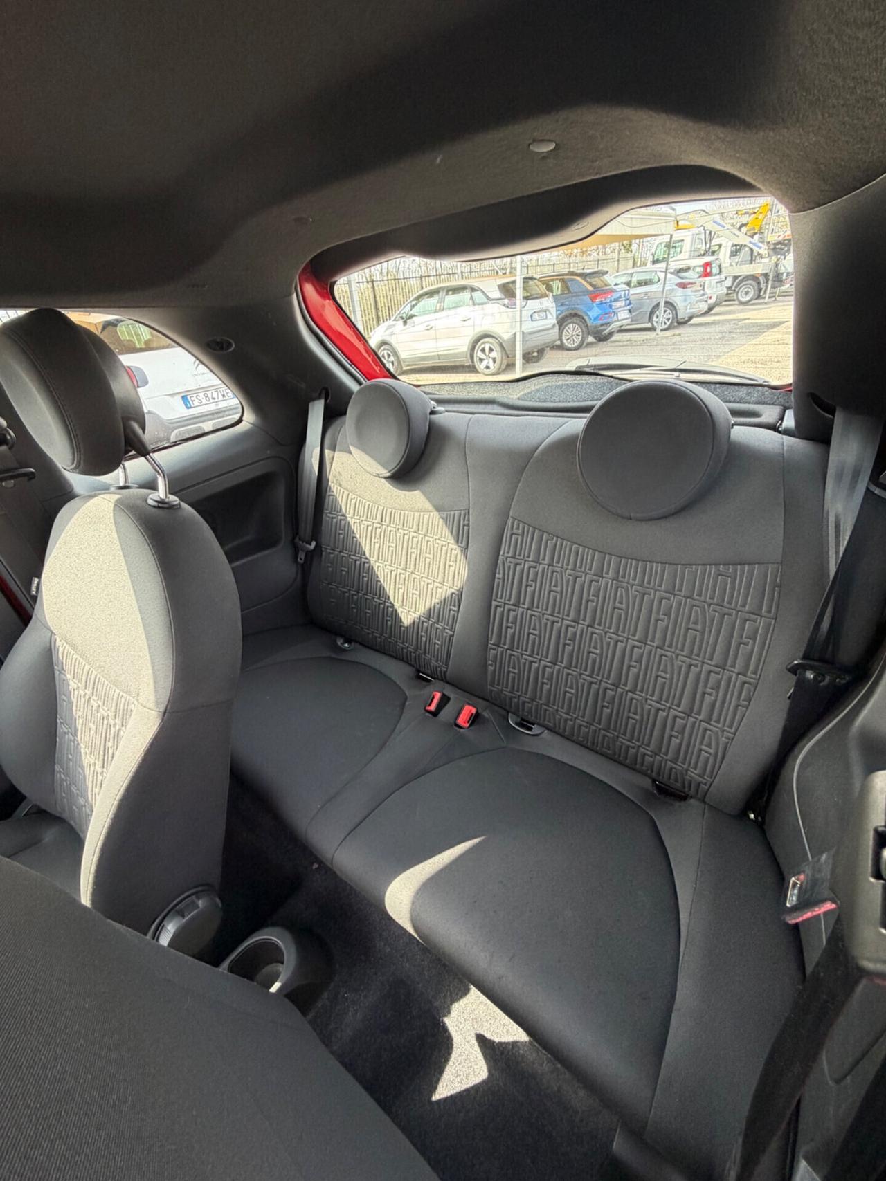 Fiat 500 1.0 Hybrid Red