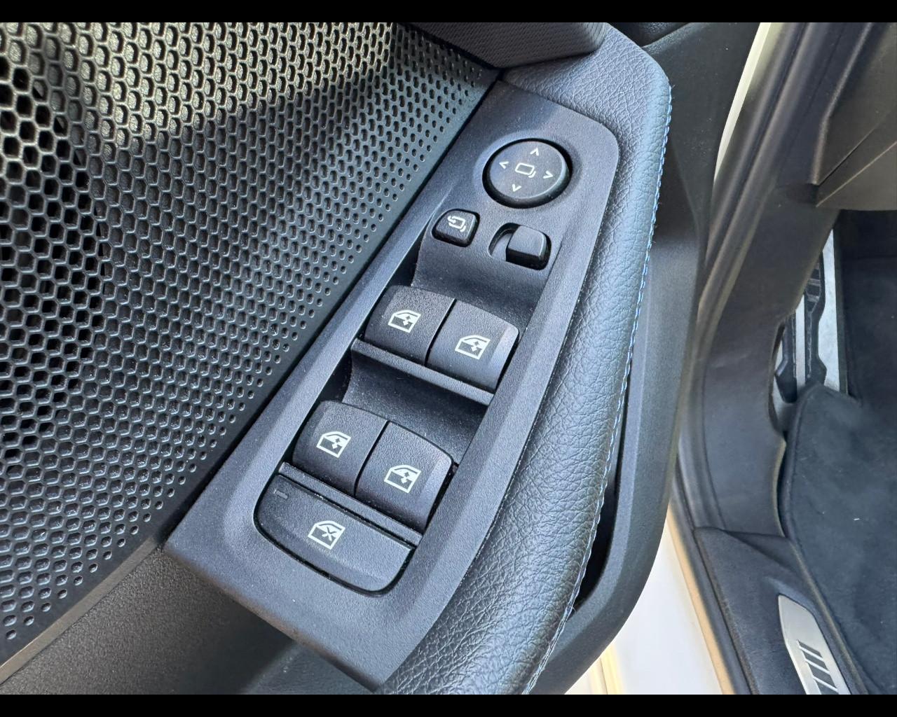 BMW Serie 1 (F40) - 118d 5p. Msport