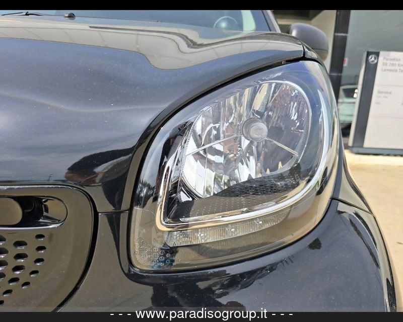 smart fortwo eqYOUNGSTER - 4,6kW | 55CV | 2019
