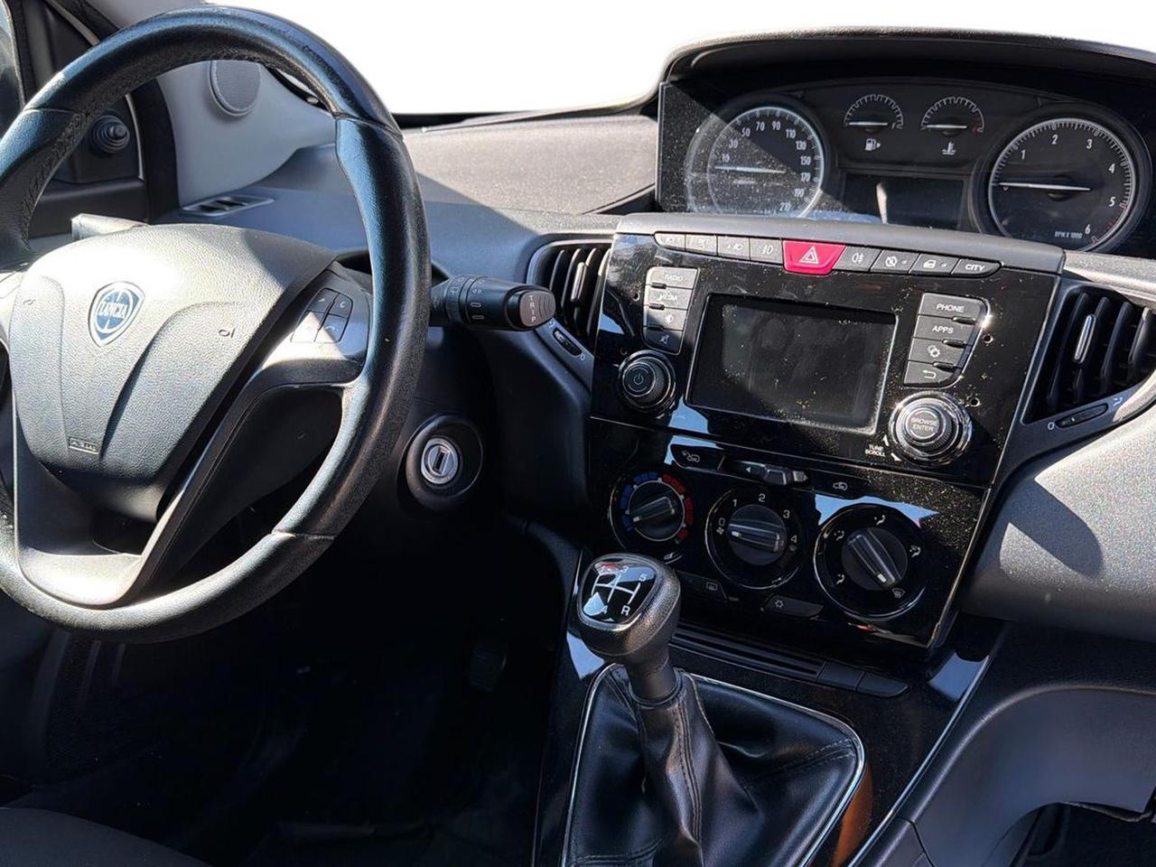 Lancia Ypsilon 1.3 mjt platinum s&s 95cv