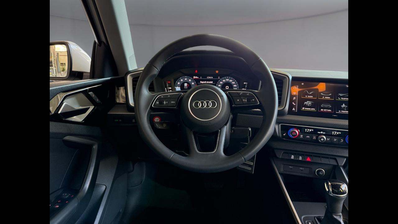 AUDI A1 II 2022 allstreet - A1 allstreet 30 1.0 tfsi Business 116cv s tronic