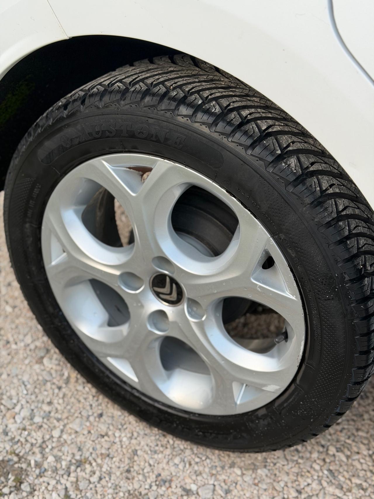 Citroen C3 82 EXCLUSIVE NEOPAT KMCERT GARANZ