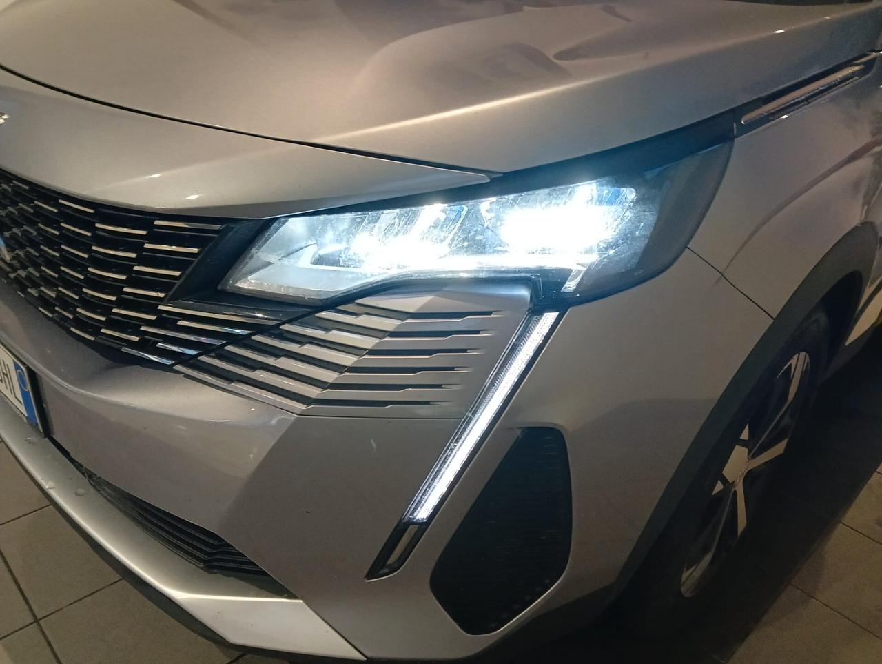 Peugeot 3008 BlueHDi 130 S&S EAT8 Allure