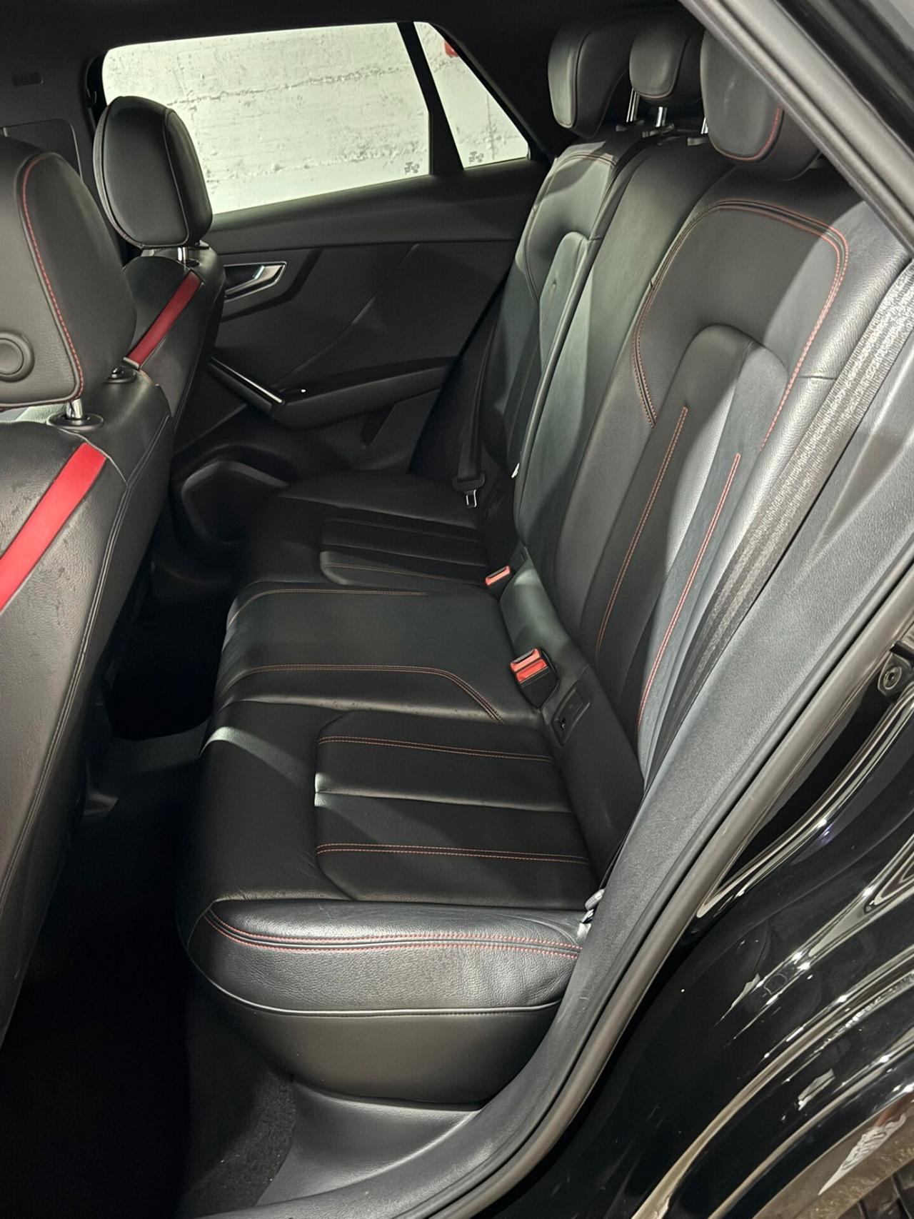 Audi Q2 35 TDI quattro S tronic line Edition