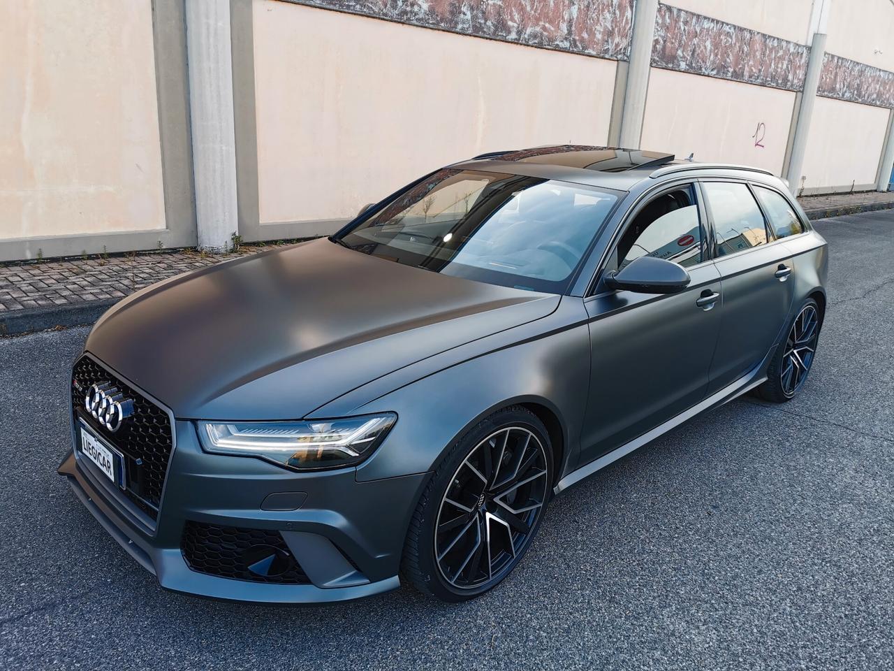 AUDI RS6 PERFORMANCE AKRAPOVIC CARBO UNIPROPRIETARIO GARANZIA