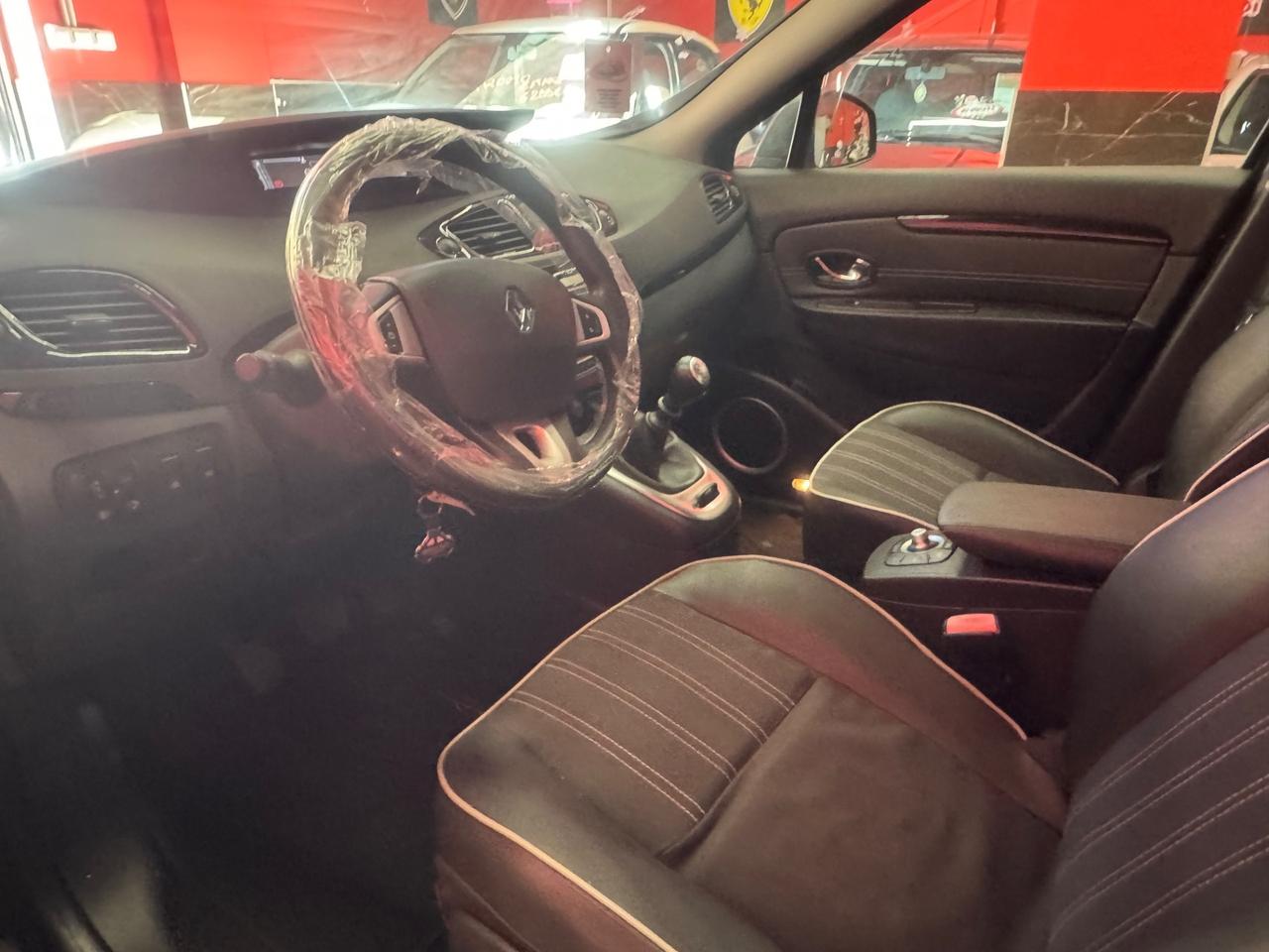 Renault Scenic Scénic XMod 1.6 dCi 130CV Start&Stop Bose