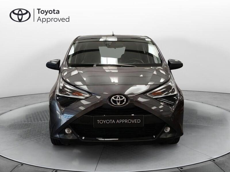 Toyota Aygo Connect 1.0 VVT-i 72 CV 5 porte x-fun