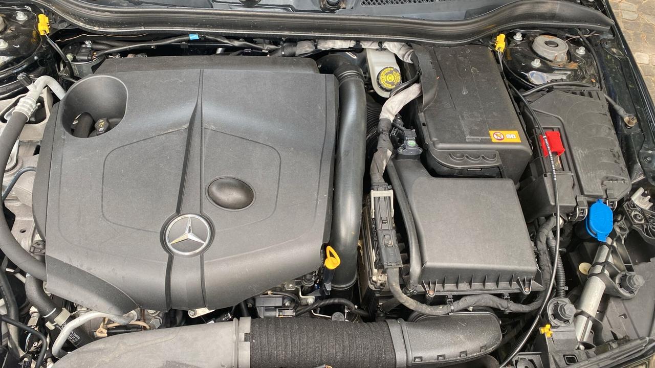 Mercedes-benz A 200 A 220 CDI Automatic Premium