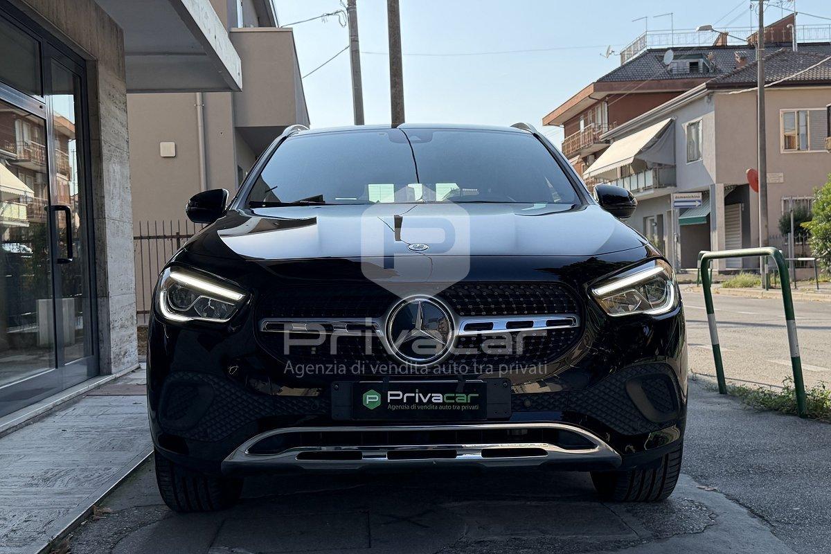 MERCEDES GLA 180 d Automatic Sport