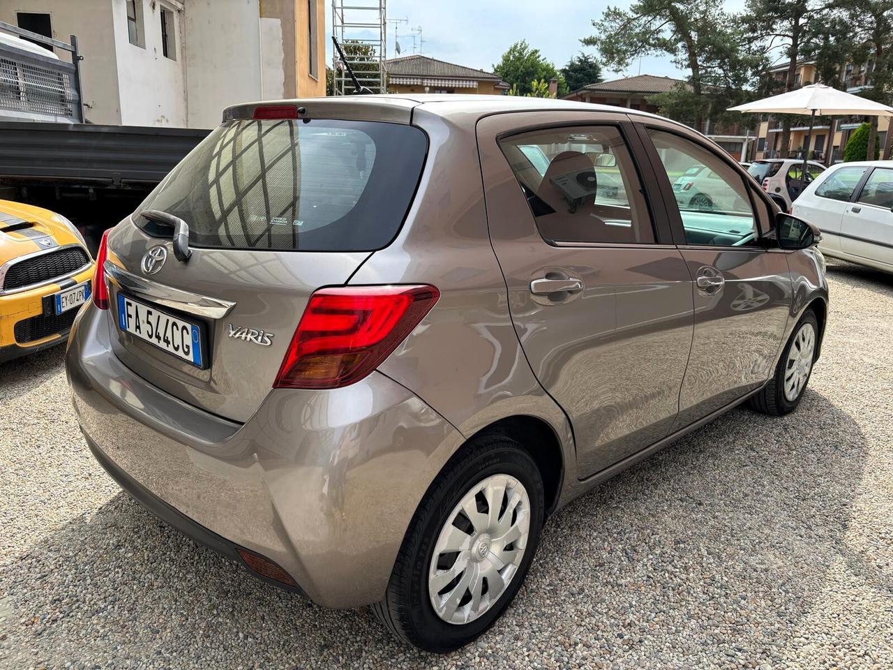 Toyota Yaris 1.4 D-4D 5p Lounge Euro 6