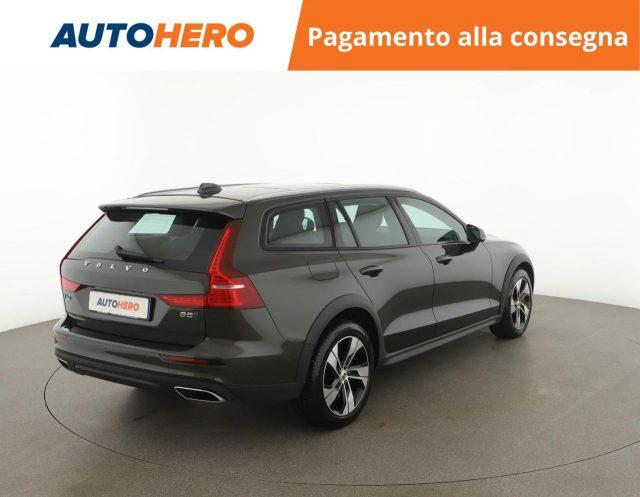 VOLVO V60 Cross Country B5 AWD Geartronic Business Pro