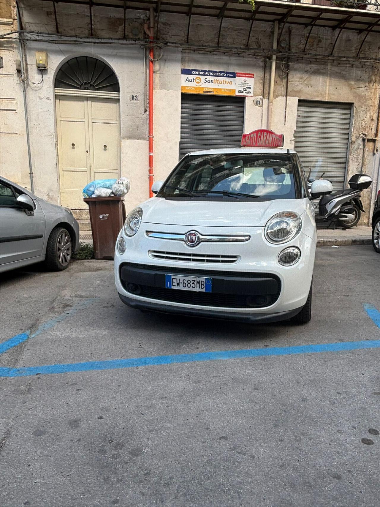 Fiat 500L 1.4 95 CV Lounge FINANZIABILE