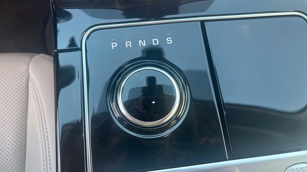 Land Rover Range Velar 2.0D I4 240 CV SE