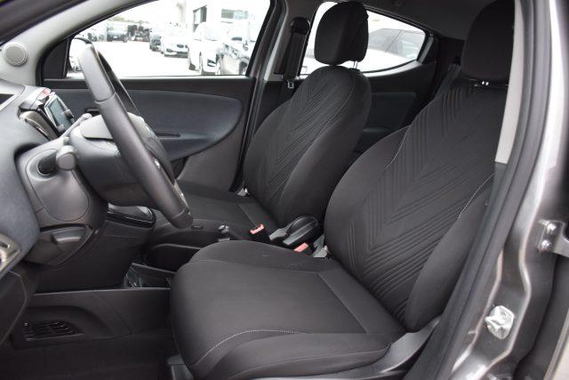 LANCIA Ypsilon 1.0 FireFly 5 porte S&S Hybrid Ecochic Gold