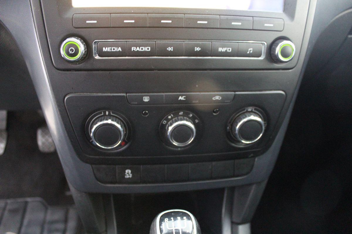 SKODA - Yeti - 2.0 TDI CR 110 CV Adventure