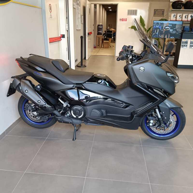 Yamaha T-Max 560 - 2025