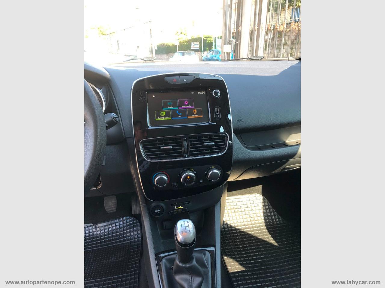 RENAULT Clio dCi 8V 75CV 5p. Moschino Intens